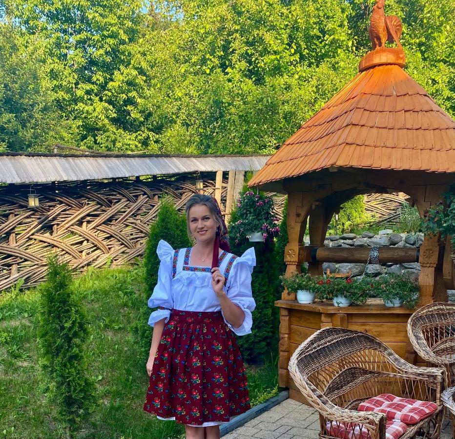 Floare De Maramures 1 Vadu Izei Esterno foto