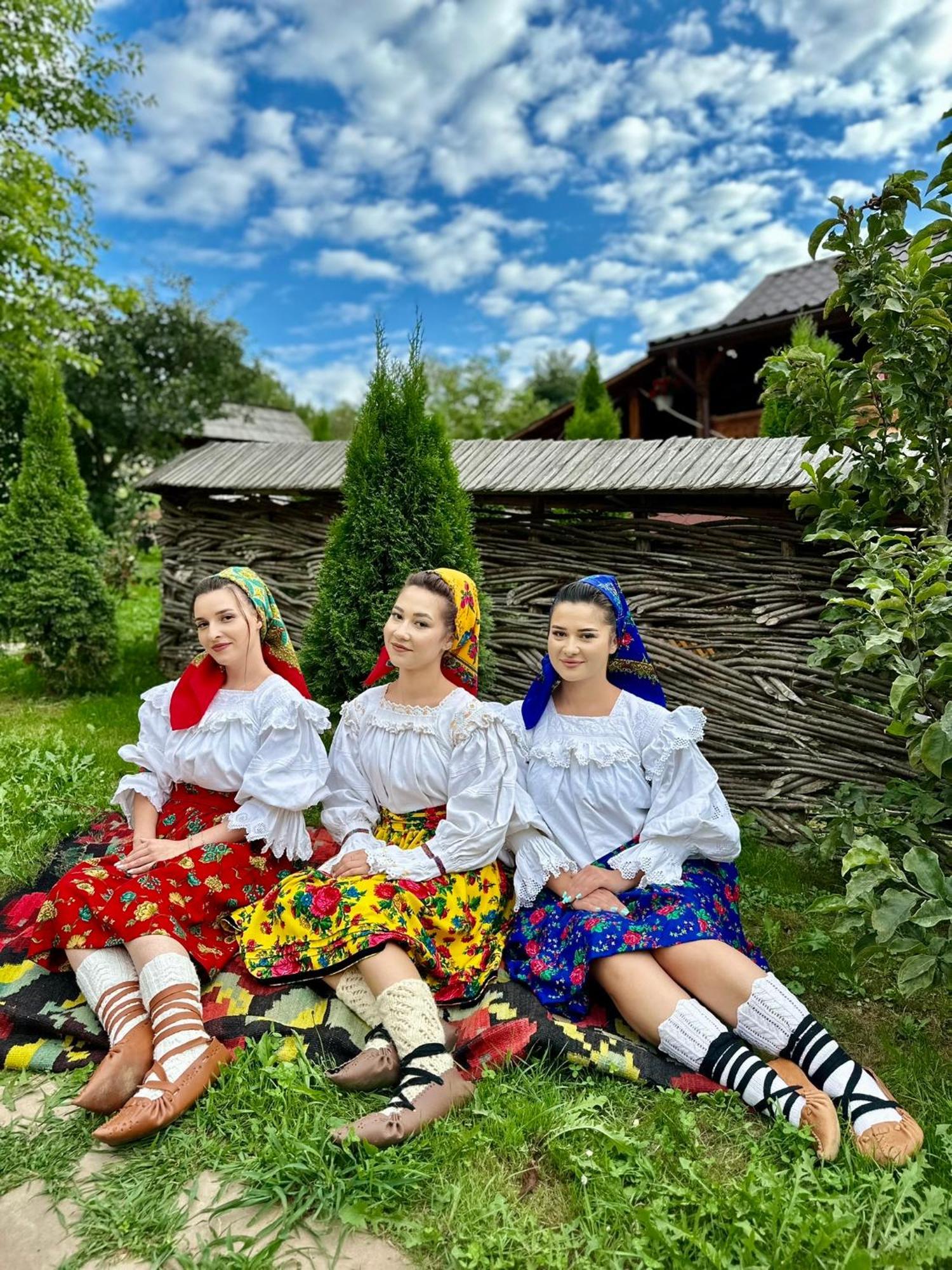 Floare De Maramures 1 Vadu Izei Esterno foto